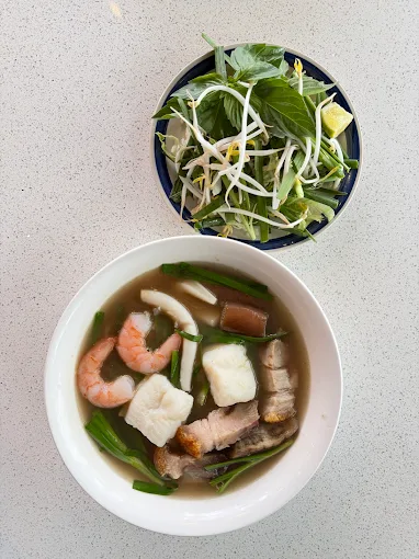 Fresh Vietnamese spring rolls at Pho 78 Calgary NE