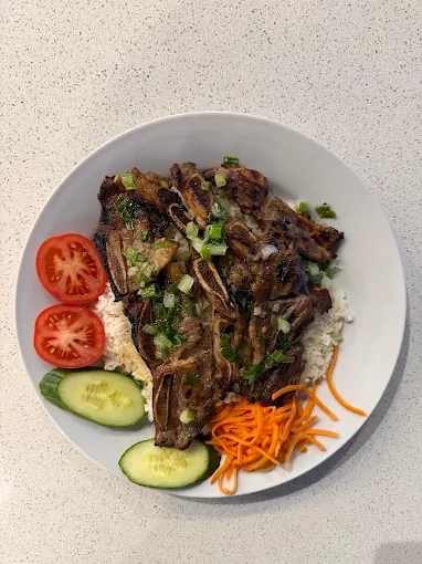 Pho 78 interior — family-friendly Vietnamese restaurant in Northeast Calgary